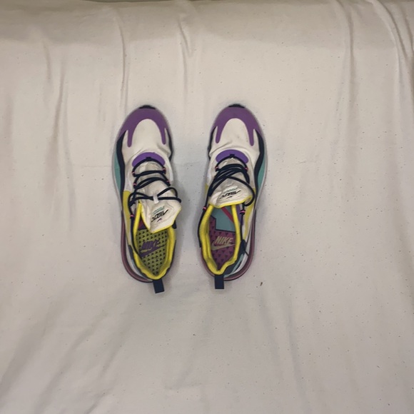 Air max 270 react - Picture 4 of 5